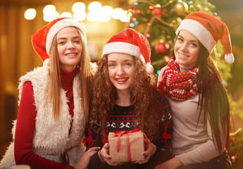 Wall Mural - Christmas girls