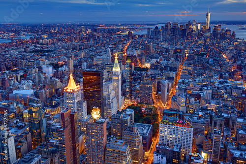 Naklejka na drzwi Manhattan Skyline bei Nacht 1