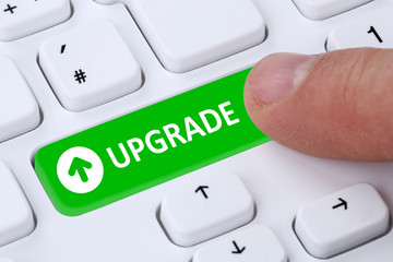 Wall Mural - upgrade upgraden software programm symbol auf computer tastatur