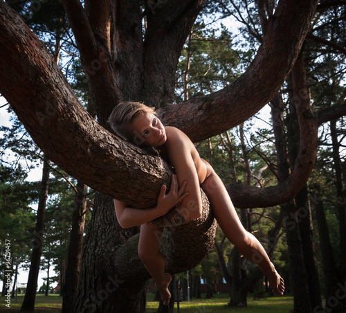 Tree naked in TreeGirl photographs