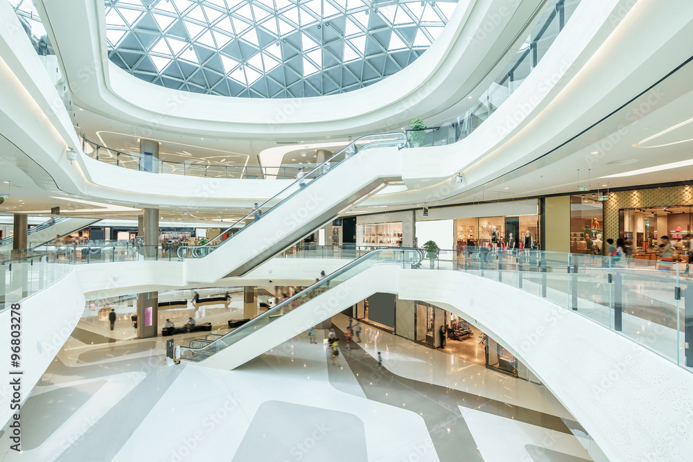Abstract Ceiling And Escalator In Hall Of Shopping Mall Foto