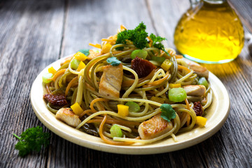 Sticker - Spaghetti with chicken and vegetables