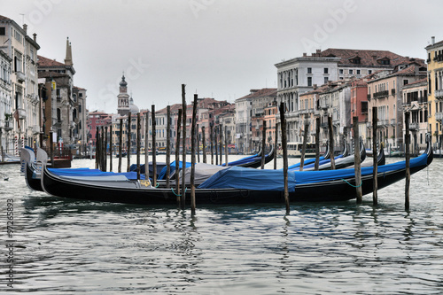 Plakat na zamówienie Gondolas on canal in Venice