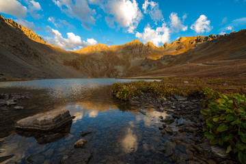 Wall Mural - Clear Lake near Silverton San Juan Mountains