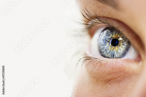 Fotografía insightful look blue eyes