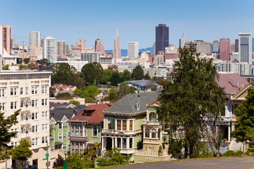 Wall Mural - View of San Francisco from  Alamo square