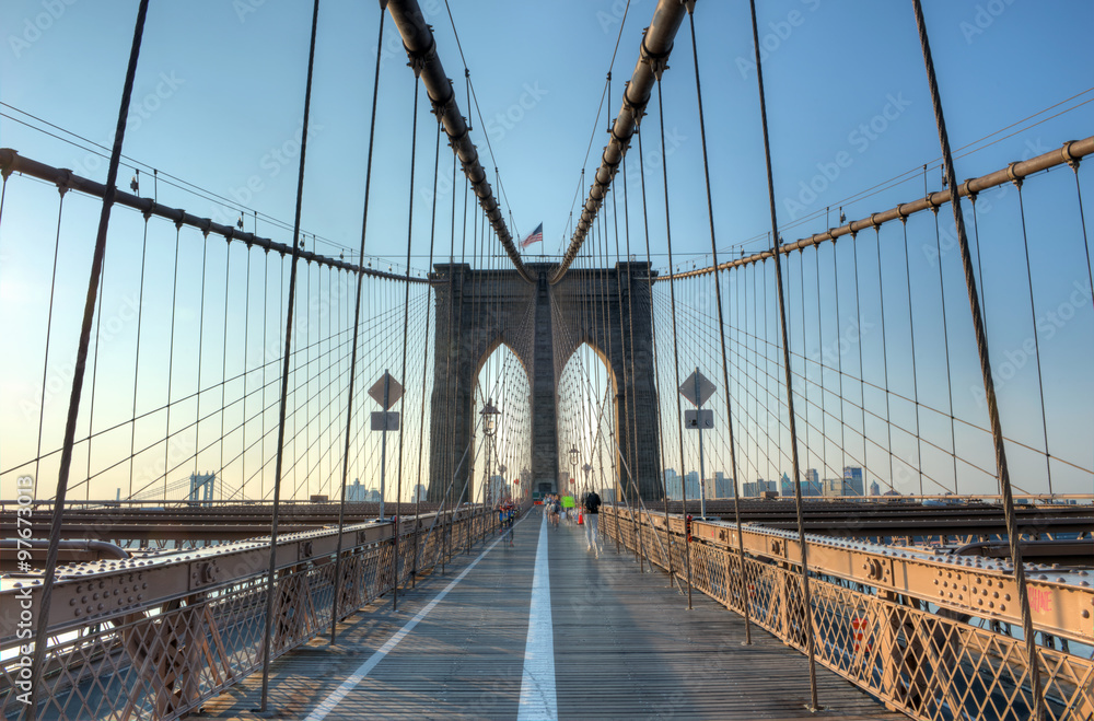 Brooklyn Bridge in New York City - obrazy, fototapety, plakaty 