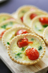 Poster - mini quiche tartlets