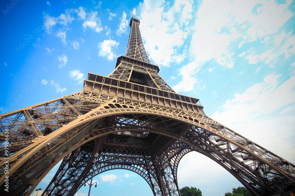Eiffel tower, Paris - obrazy, fototapety, plakaty 