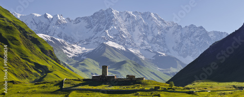 Obrazy Kaukaz  panorama-gor-w-gruzji