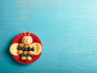 Fruchtbiene auf Teller