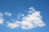 Fototapeta Na sufit - Chmury na niebie