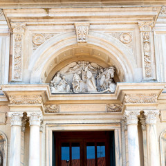 detail in  wall door  italy land europe architecture and wood th