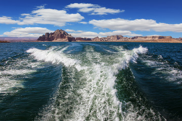 Sticker - Foamy trace of a motor boat