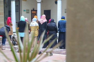 Prayer performing by muslim women