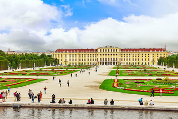 VIENNA, AUSTRIA-SEPTEMBER 11, 2015: Upper Belvedere. Tourists, p