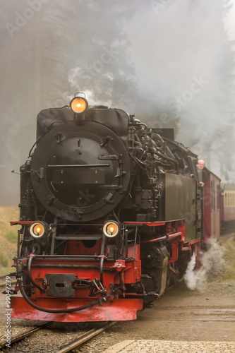 Naklejka na szybę Dampflok bei der Einfahrt in den Bahnhof Schierke