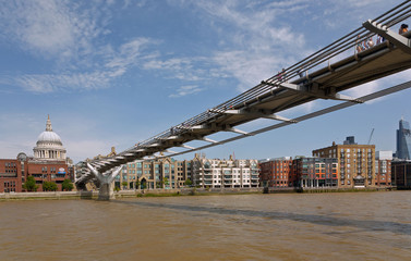 Wall Mural - London, London Millennium Bridge, St. Pauls's Cathedral