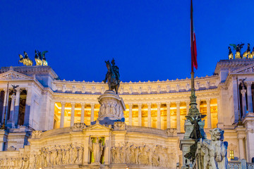 Wall Mural - white imposing monument