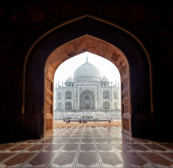 Fototapete - India Taj Mahal entrance arch