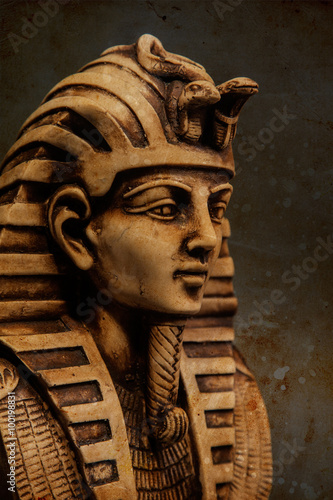 Naklejka - mata magnetyczna na lodówkę Stone pharaoh tutankhamen mask