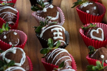 Poster - supper bowl chocolate covered strawberries