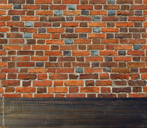 Naklejka na szybę wall from the red brickes and dark wooden floor