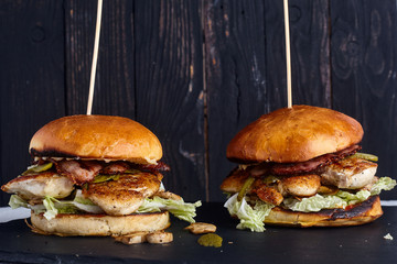 Canvas Print - Homemade chicken sandwich with mushrooms 