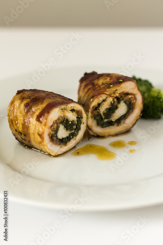 Fotografie, Obraz Roulade of turkey with chorizo and spinach