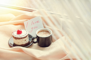 Note I love you with cup of coffee and cake