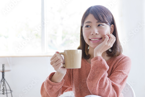 コーヒー 女性 Stock 写真 Adobe Stock