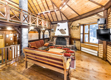 Traditional Wooden Interior With Table And Fixtures - Mountain R