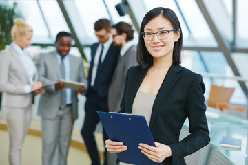 Canvas Print - Asian businesswoman