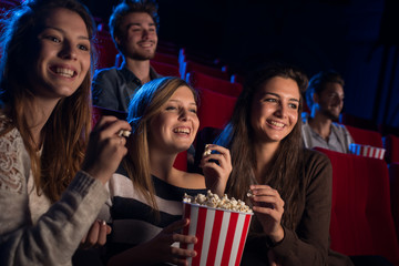 Wall Mural - Girlfriends at the cinema