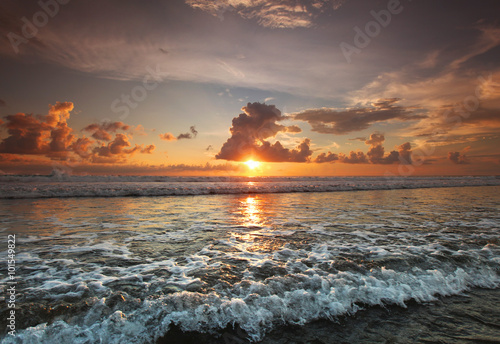 Nowoczesny obraz na płótnie Sunset on Bali