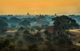 Fototapeta Las - Scenic sunrise above Bagan in Myanmar