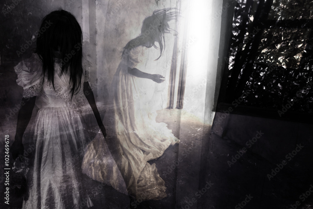 Fear Night,Ghost in Haunted House - obrazy, fototapety, plakaty 