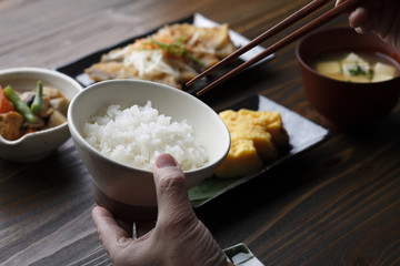 Sticker - ご飯を食べる