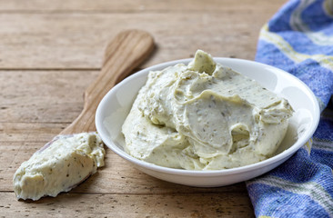 Wall Mural - Bowl of cream cheese with herbs