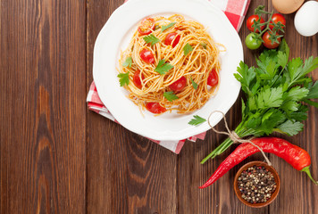 Sticker - Spaghetti pasta with tomatoes and parsley