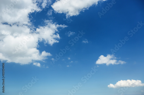 Obraz w ramie Blue sky with white clouds