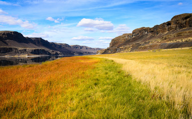 Wall Mural - Sun Lakes-Dry Falls State Park