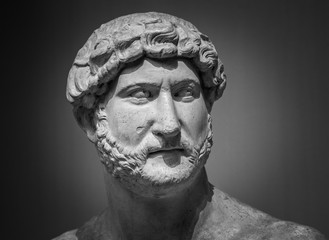 Wall Mural - Ancient roman sculpture of the emperor Hadrian