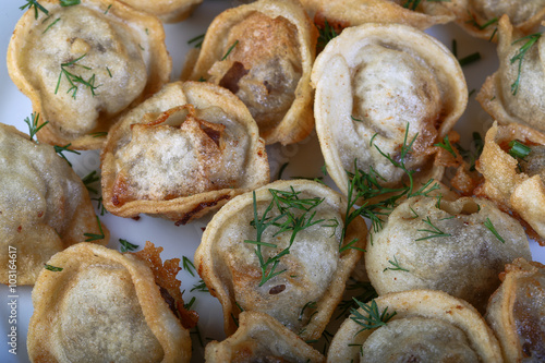 Naklejka dekoracyjna Roasted Russsian dumplings