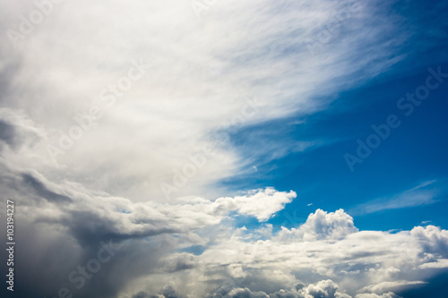 Nowoczesny obraz na płótnie A beautiful cloudy sky.