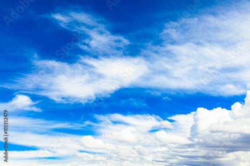 Obraz w ramie clouds in the blue sky