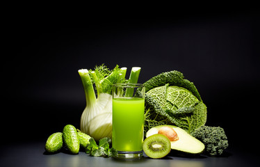Wall Mural - healthy vegetable juices for refreshment and as an antioxidant 