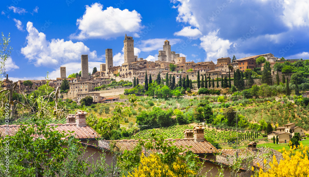 beautiful Italy landscapes. San Gimignano - Tuscany - obrazy, fototapety, plakaty 