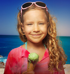 Sticker - Child with ice cream