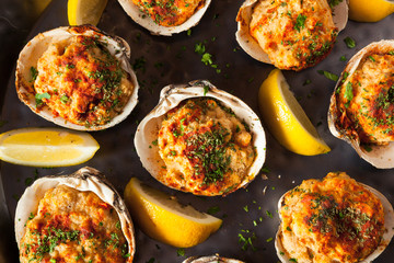 Homemade Baked Clams with Lemon